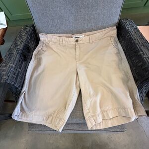 Old Navy Tan Bermuda Shorts Classic Style